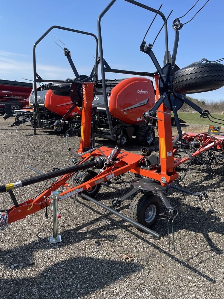 2024 Kubota TE4052